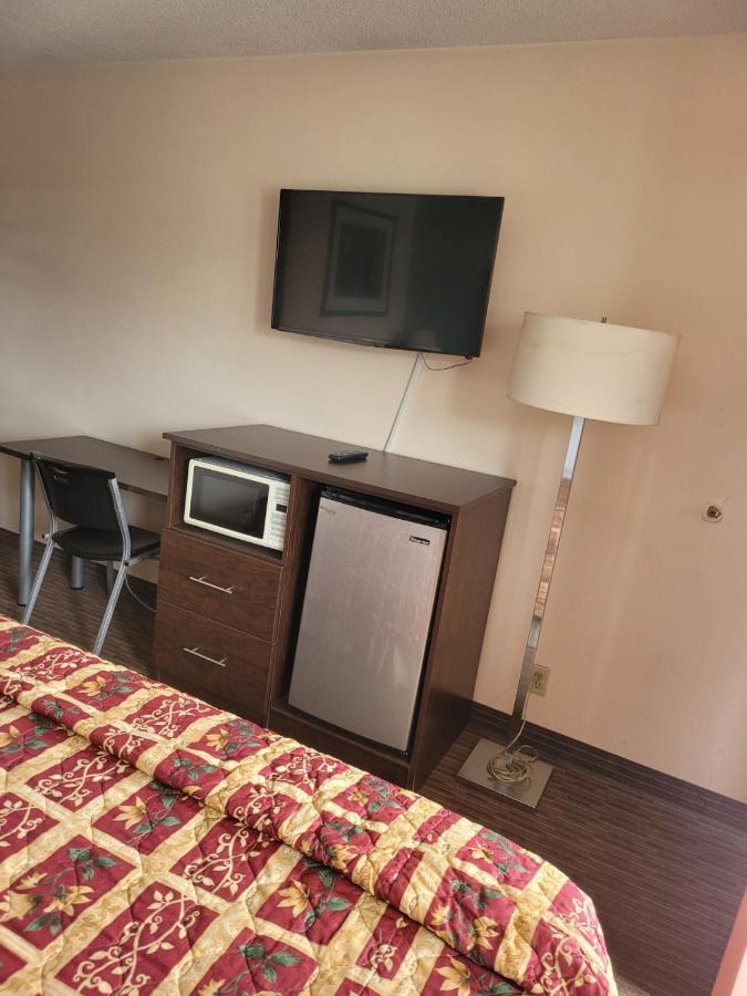 Sterling Inn Near Iag Airport Ніагара-Фоллс Екстер'єр фото